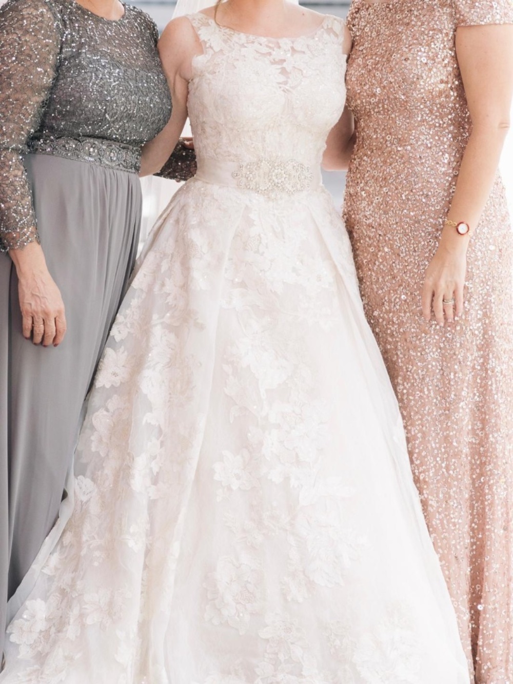 Wedding dress size 10 Oleg Cassini